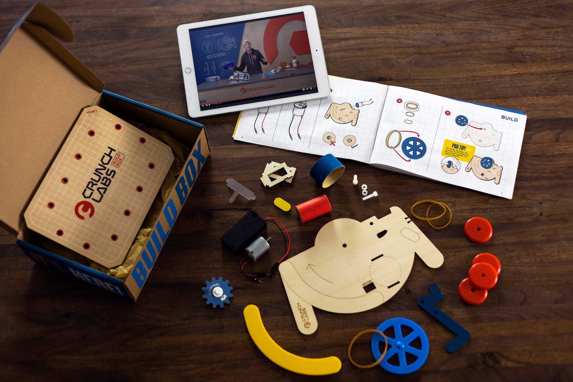 Back To School STEM Essential Build Box Subscription From CrunchLabs Back To School STEM Essential Build Box Subscription From CrunchLabs