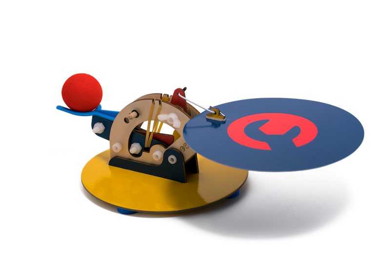 Domino Catapult - Projectile Motion